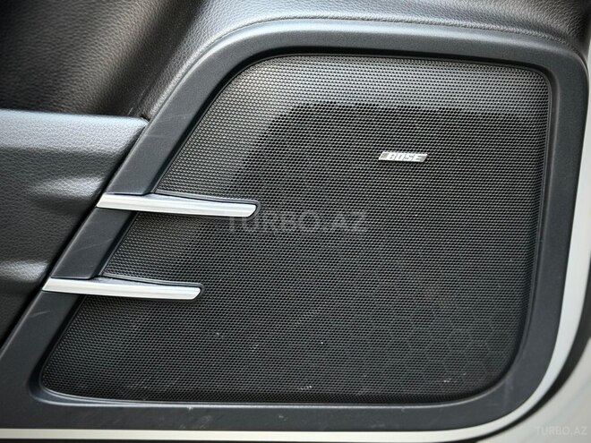 Porsche Cayenne-16