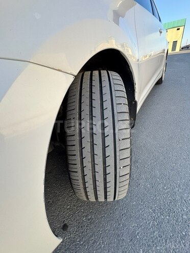 Hyundai Elantra-14