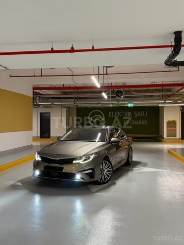 Kia Optima-1