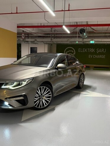 Kia Optima-3