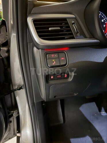 Kia Optima-11