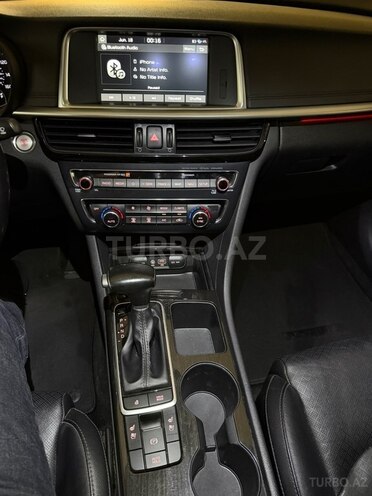 Kia Optima-12