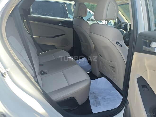 Hyundai Tucson-6