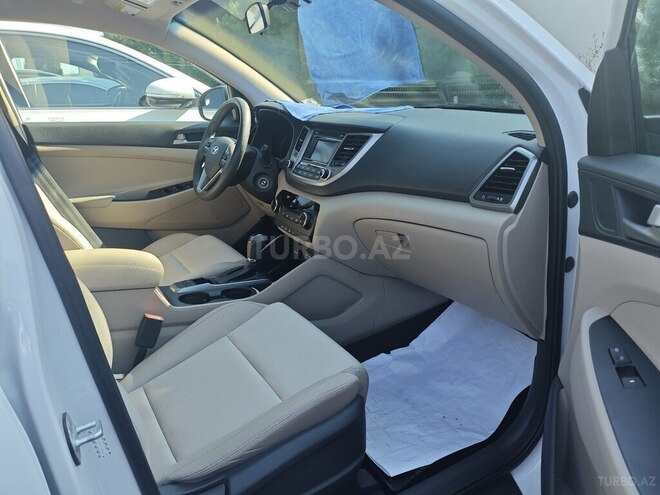 Hyundai Tucson-5