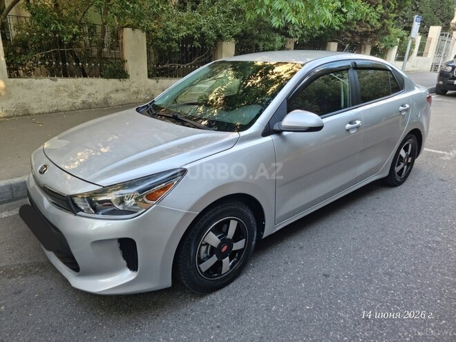Kia Rio-5