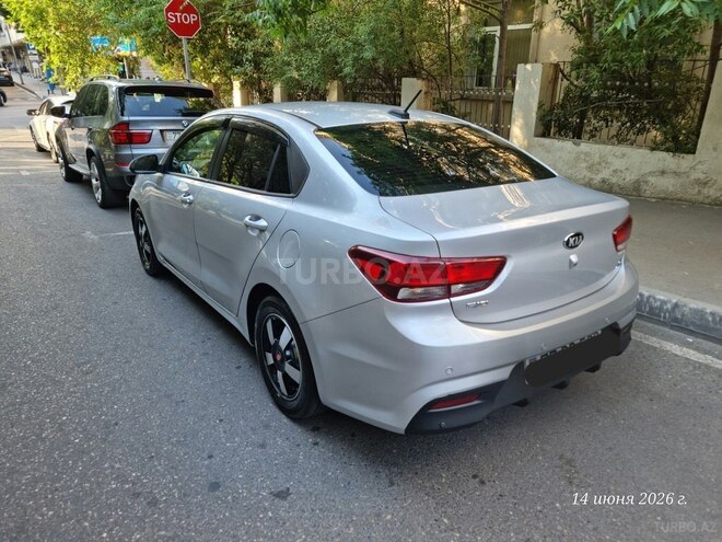Kia Rio-6