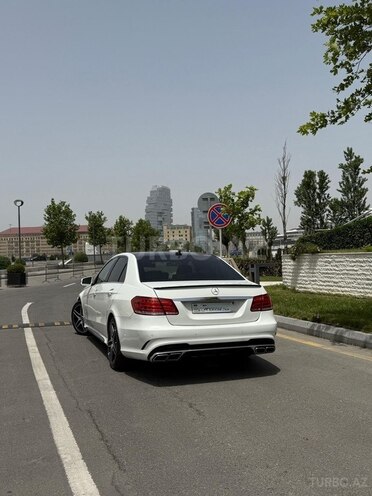 Mercedes E 200-4