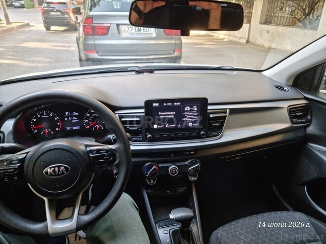 Kia Rio-9