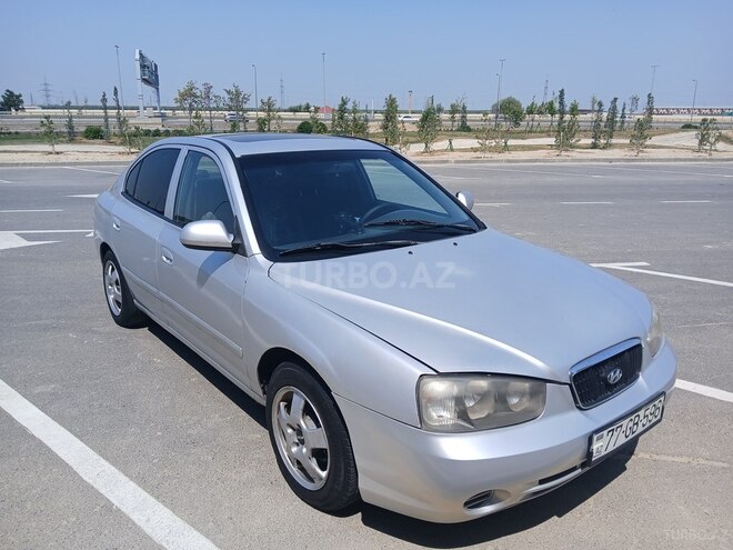 Hyundai Elantra-9