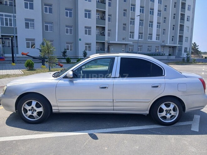 Hyundai Elantra-13