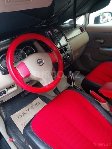 Nissan Tiida-3
