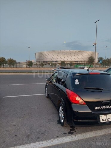 Nissan Tiida-6