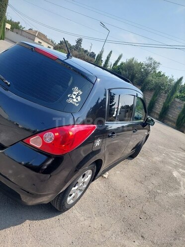 Nissan Tiida-7