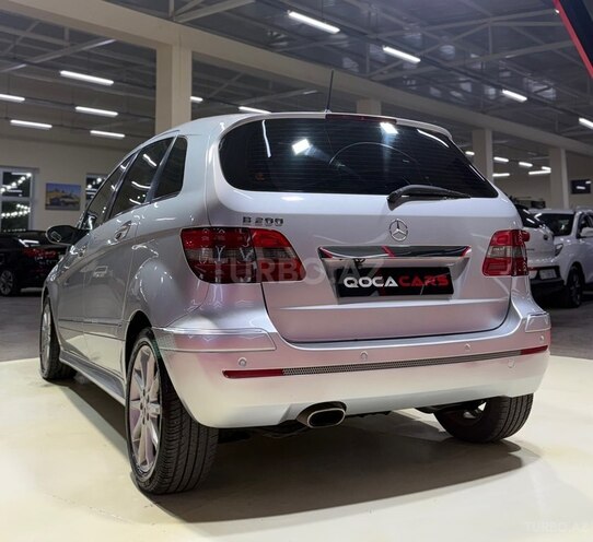 Mercedes B 200-9