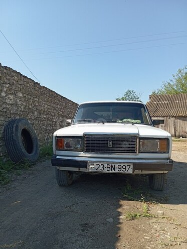 LADA (VAZ) 2107-1