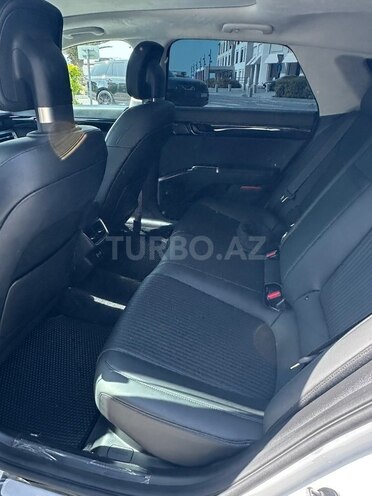 Hyundai Grandeur-8