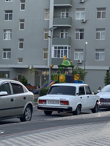 LADA (VAZ) 2107-2