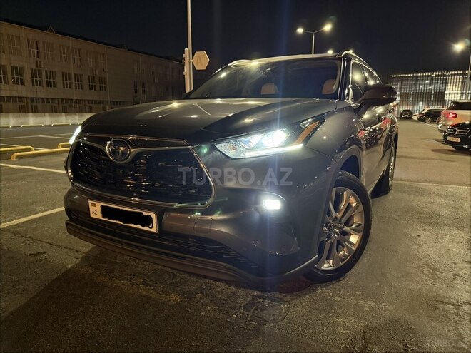 Toyota Highlander-3