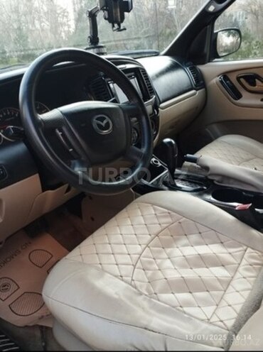 Mazda Tribute-3