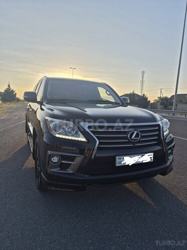 Lexus LX 570-1