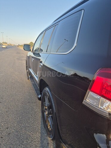 Lexus LX 570-6