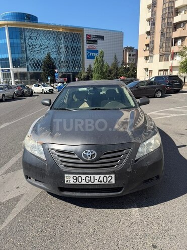 Toyota Camry-1