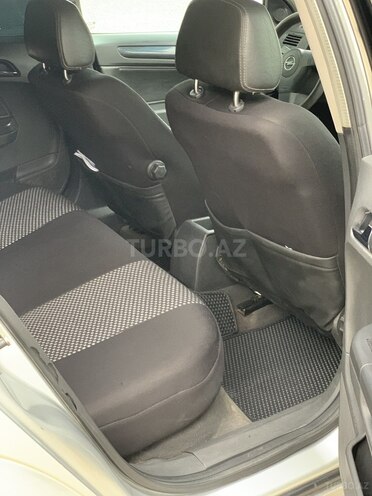 Opel Astra-8