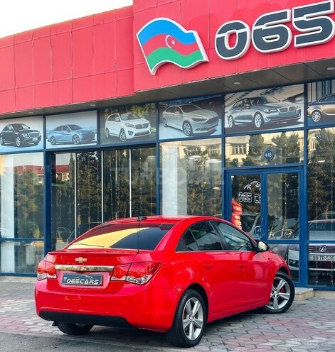 Chevrolet Cruze-13