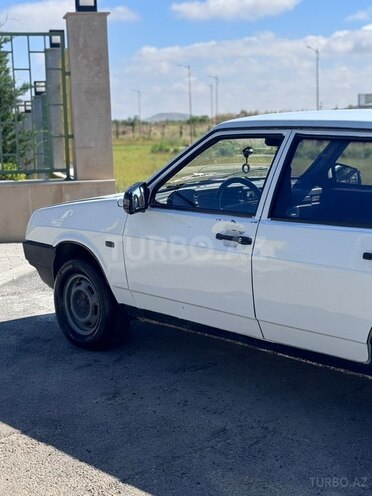 LADA (VAZ) 21099-9