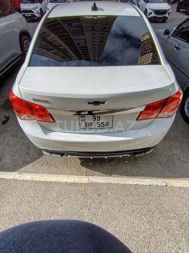 Chevrolet Cruze-6