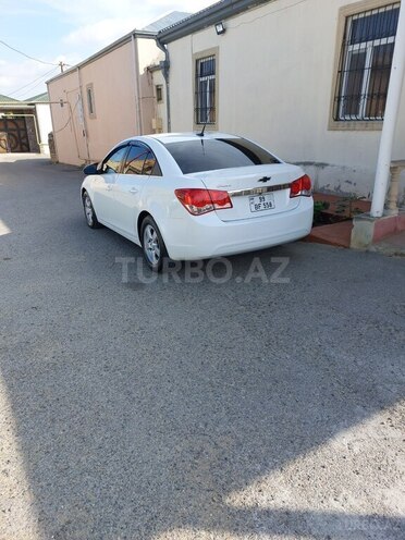 Chevrolet Cruze-8