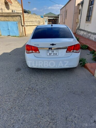 Chevrolet Cruze-14
