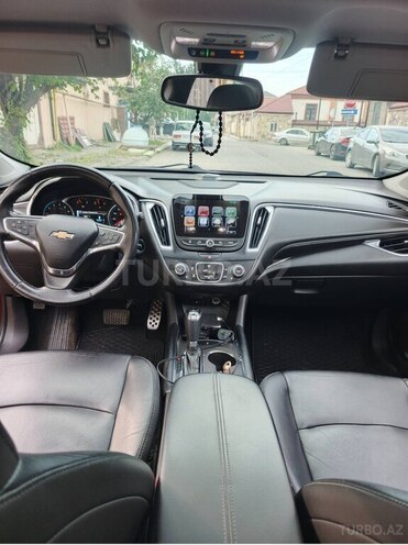 Chevrolet Malibu-9