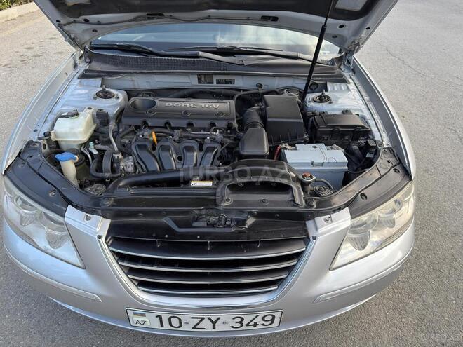 Hyundai Sonata-18