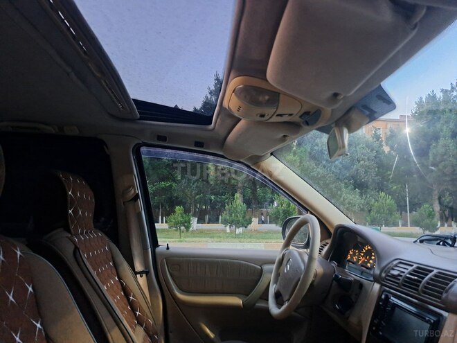 Mercedes ML 320-13
