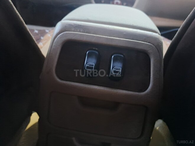 Mercedes ML 320-11