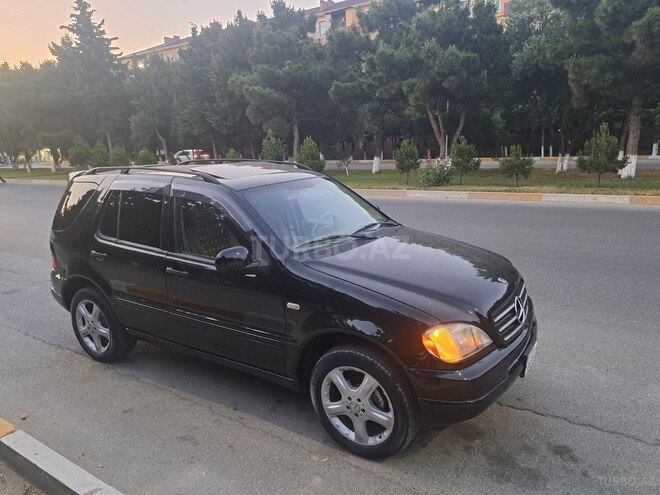 Mercedes ML 320-3