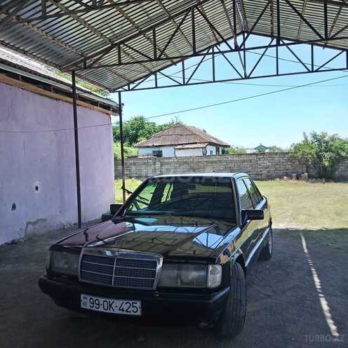 Mercedes 190-1