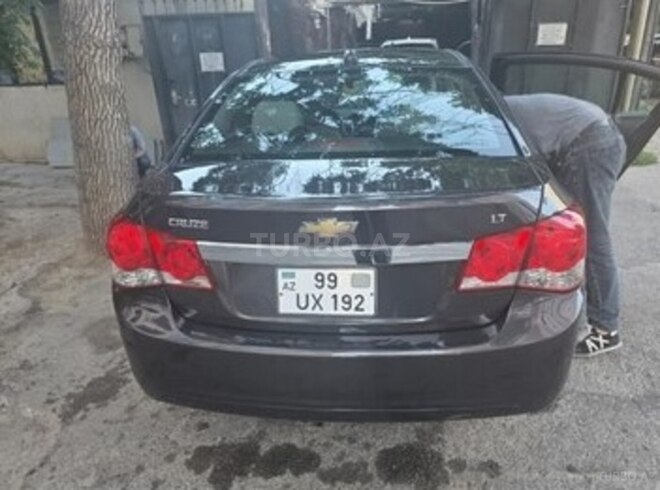Chevrolet Cruze-2
