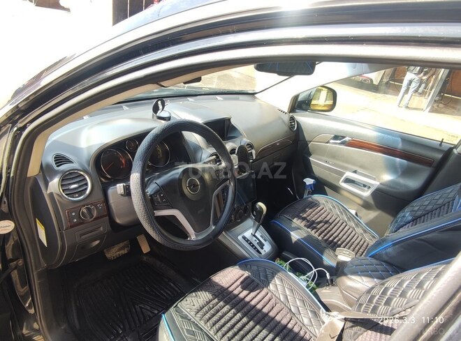 Opel Antara-8