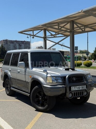 Hyundai Galloper-5