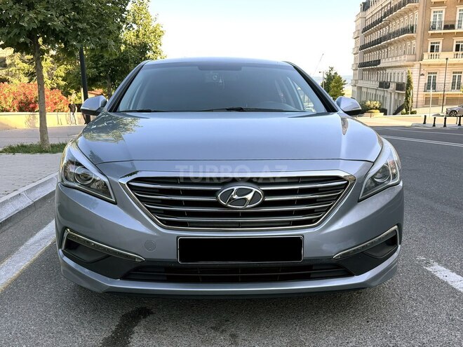 Hyundai Sonata-1