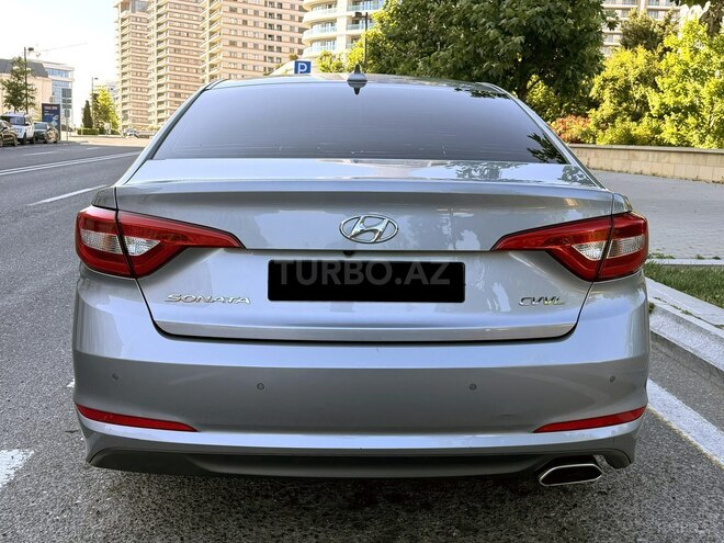 Hyundai Sonata-6
