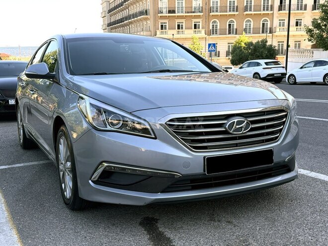 Hyundai Sonata-2