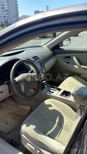 Toyota Camry-5