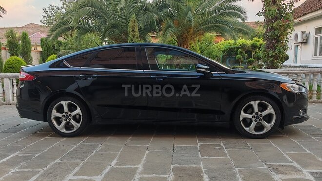 Ford Fusion (North America)-6