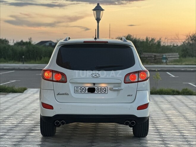 Hyundai Santa Fe-6