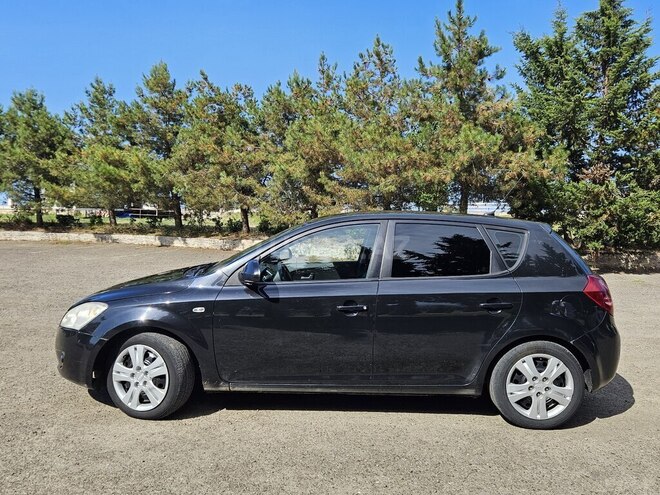 Kia Ceed-2