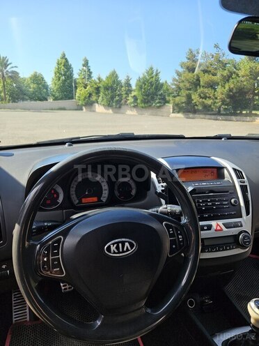 Kia Ceed-8