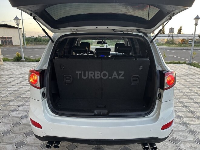 Hyundai Santa Fe-20
